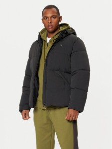 Champion Kurtka zimowa 220347 Czarny Regular Fit