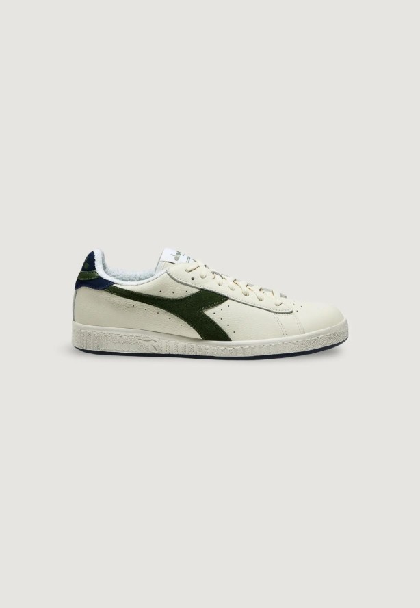 Obuwie sportowe Mężczyzna DIADORA GAME LOW SUEDE TOWEL