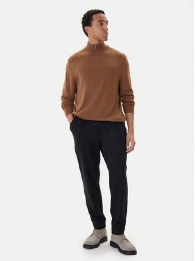 Calvin Klein Golf LV04LD318G Brązowy Regular Fit