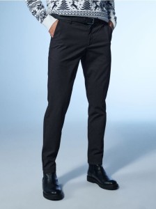 Eleganckie spodnie chino z paskiem - czarny