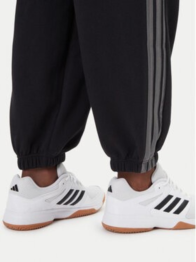 adidas Spodnie dresowe Ess JM1703 Czarny Regular Fit