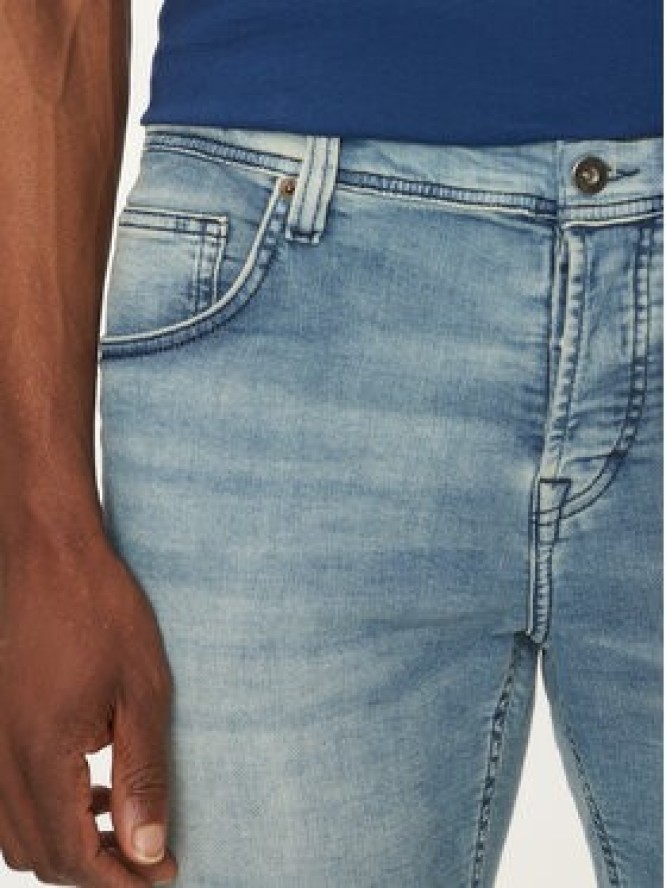 Mustang Szorty jeansowe Chicago 1012672 Niebieski Slim Fit