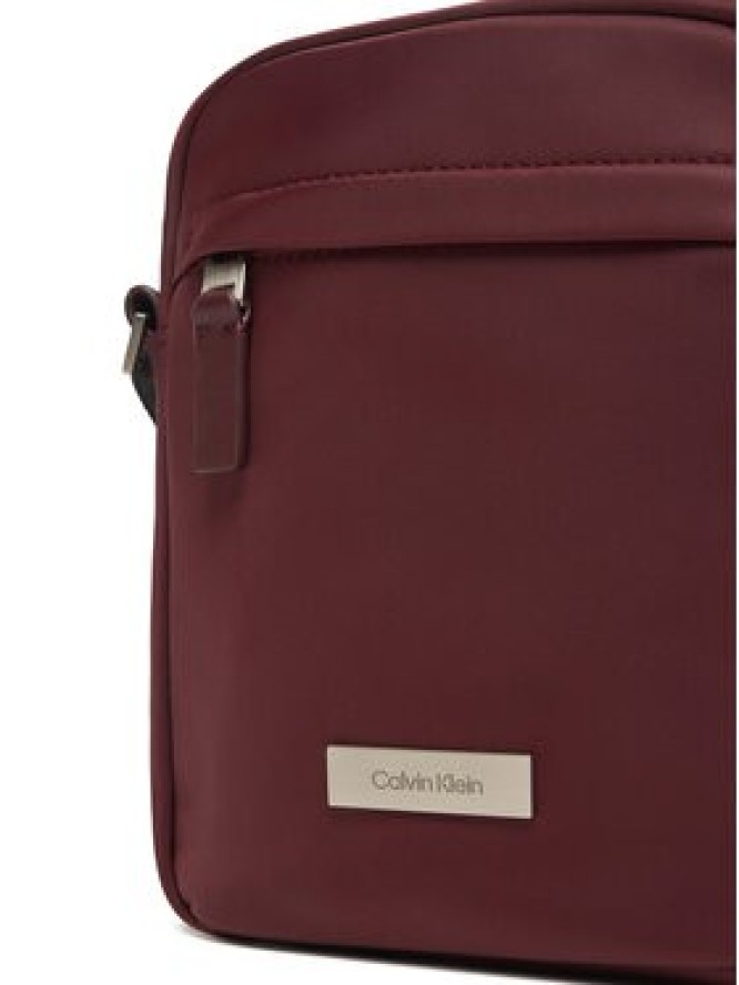 Calvin Klein Saszetka Sleek Reporter LV04D3180G Bordowy