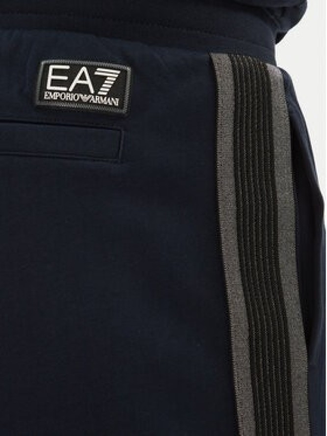 EA7 Emporio Armani Szorty sportowe 7M000544 AF12660 UB102 Granatowy Regular Fit