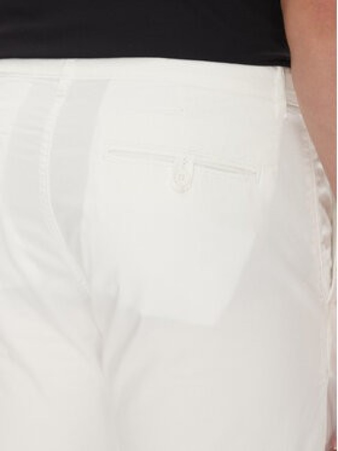 KARL LAGERFELD Szorty materiałowe 265812 552829 Biały Regular Fit