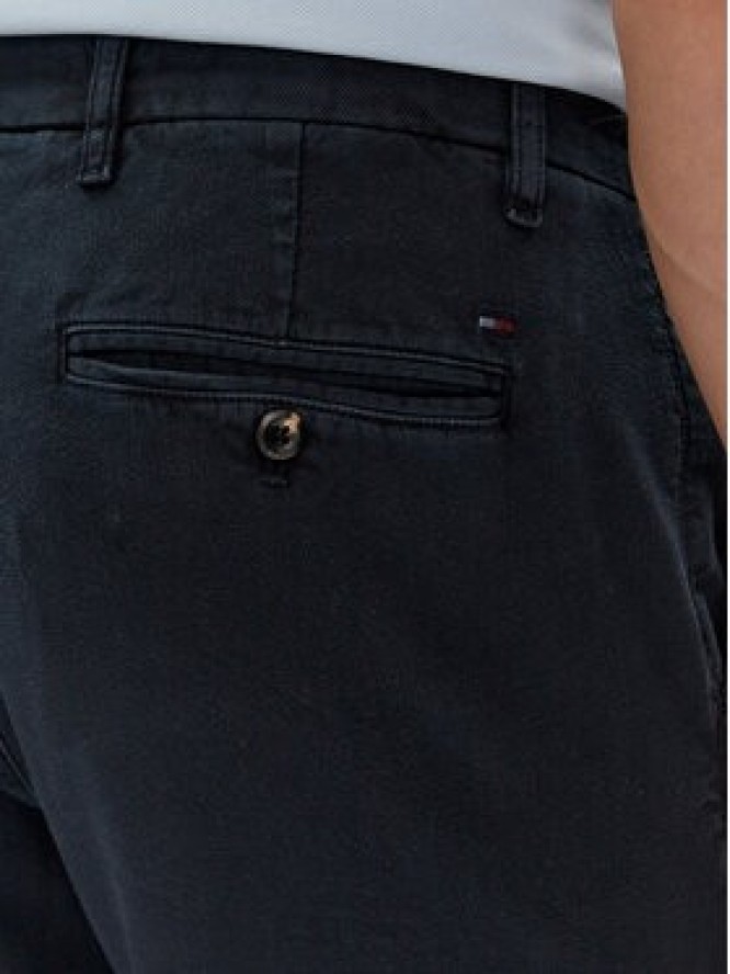 Tommy Hilfiger Chinosy Bleecker MW0MW33910 Granatowy Slim Fit