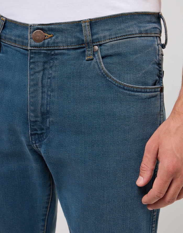 WRANGELR LARSTON MĘSKIE SPODNIE JEANSOWE JEANSY DŻINSY STORMY WASH 112360394 W18S017437
