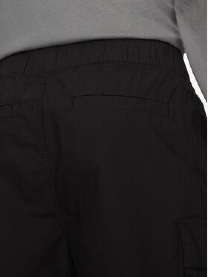 Calvin Klein Jeans Szorty materiałowe J30J327376 Czarny Regular Fit