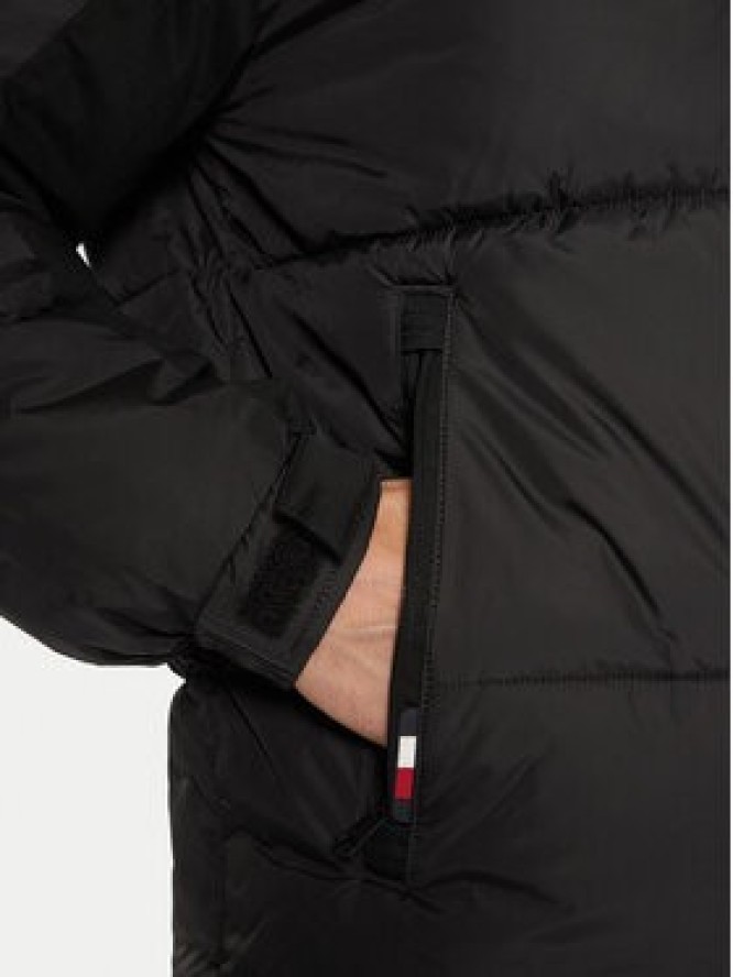 Tommy Hilfiger Kurtka zimowa New York MW0MW32771 Czarny Regular Fit