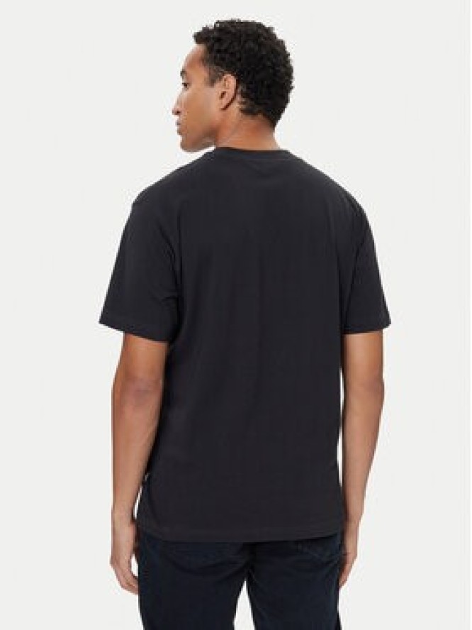 New Balance T-Shirt MT53941 Czarny Regular Fit