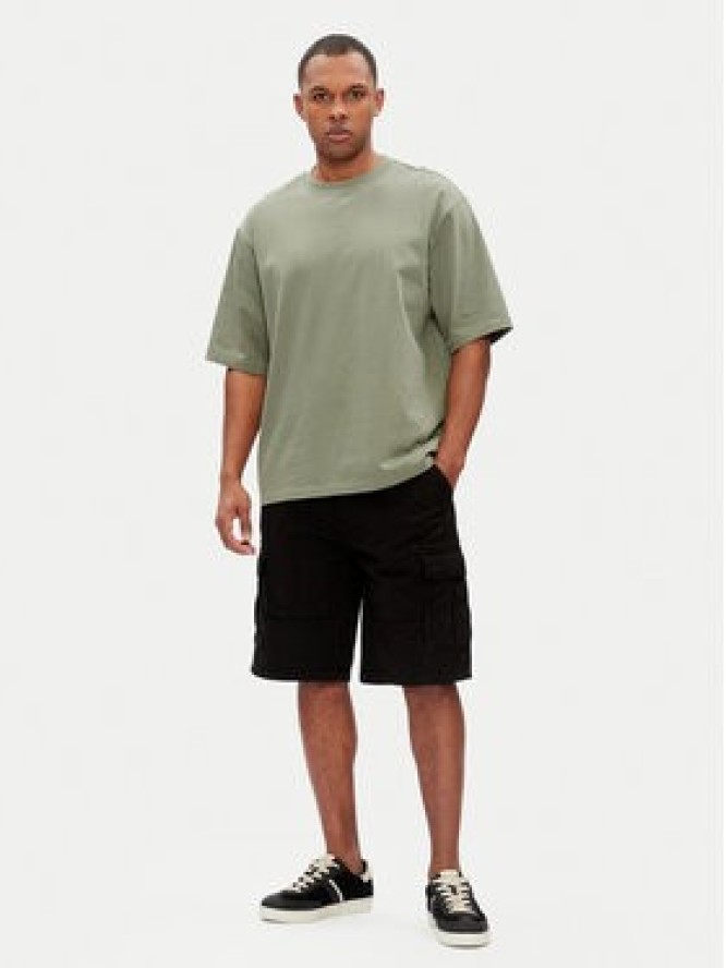 Guess Jeans Szorty materiałowe M5GD45 WGCV1 Czarny Regular Fit