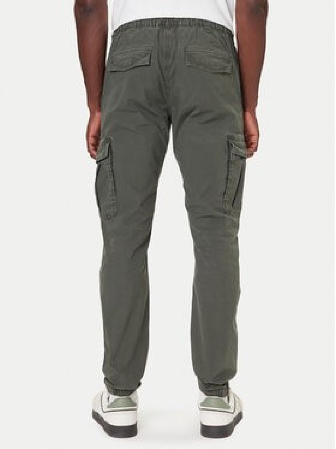 Tommy Jeans Spodnie materiałowe DM0DM22003 Zielony Regular Fit