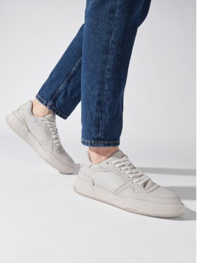 Vagabond Shoemakers Sneakersy Cedric 5588-001-37 Biały
