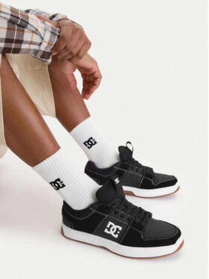DC Shoes Sneakersy EO-LYNX ZERO ADYS100615-XKKW Czarny