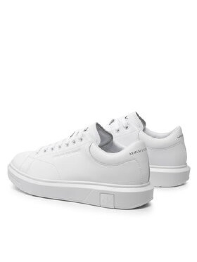 Armani Exchange Sneakersy XUX123 XV534 00152 Biały