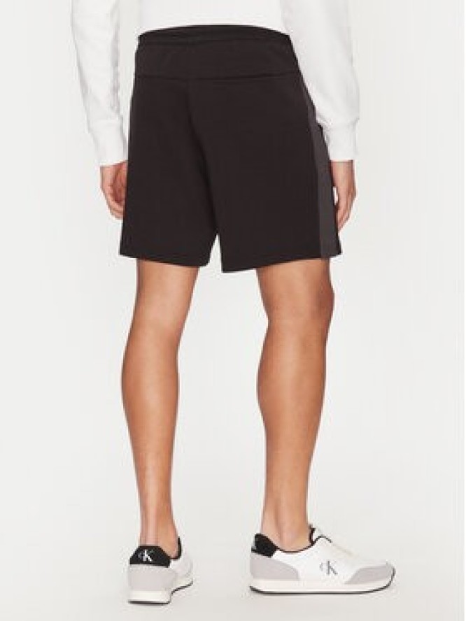 Calvin Klein Jeans Szorty sportowe J30J327246 Czarny Relaxed Fit