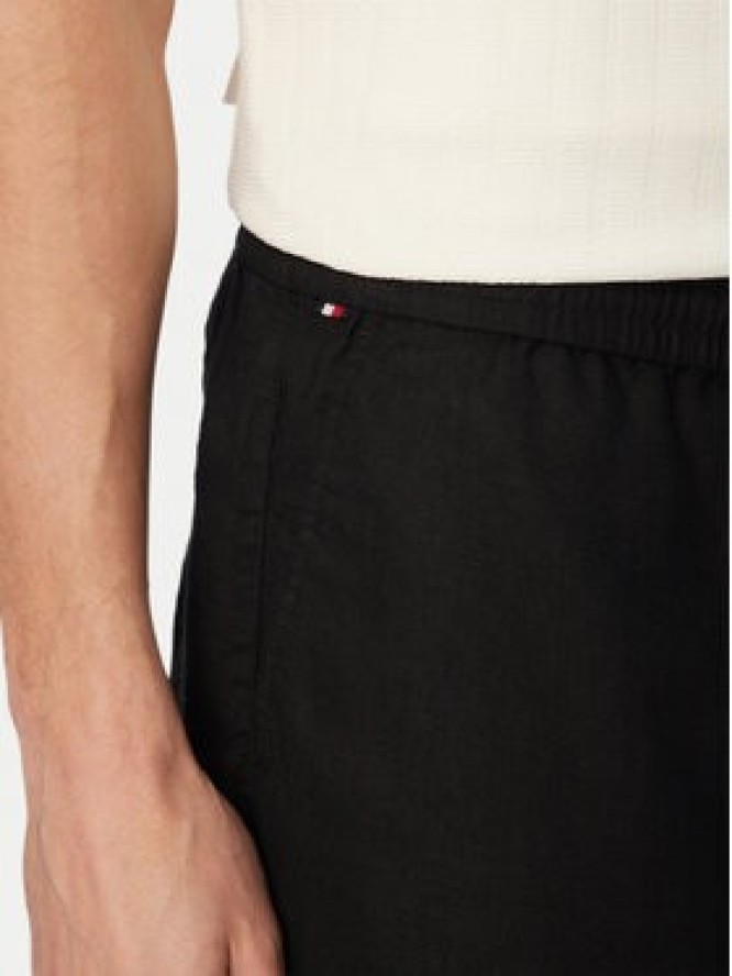 Tommy Hilfiger Szorty materiałowe Dover MW0MW44354 Czarny Regular Fit