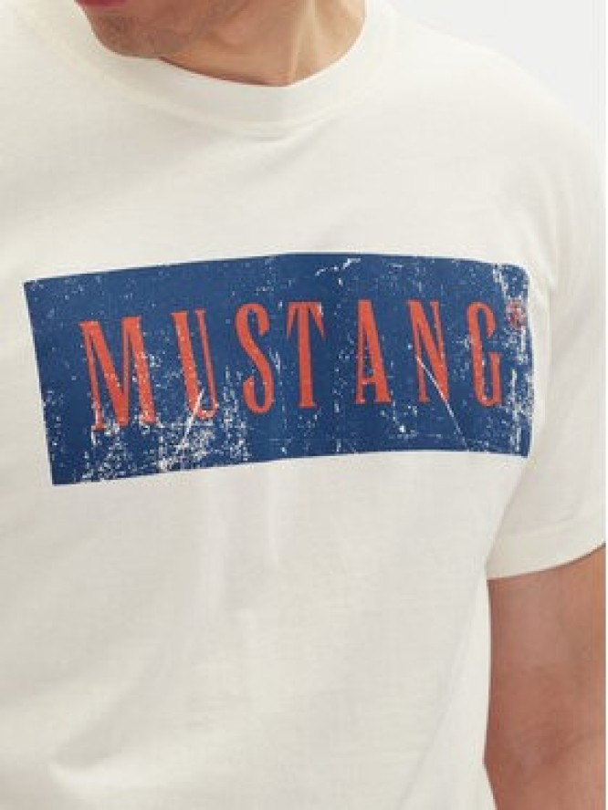 Mustang T-Shirt Austin 1016274 Biały Regular Fit