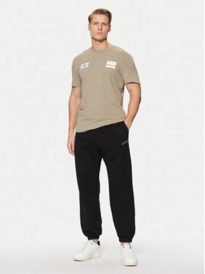 Guess T-Shirt Z5RI14 J1314 Beżowy Regular Fit