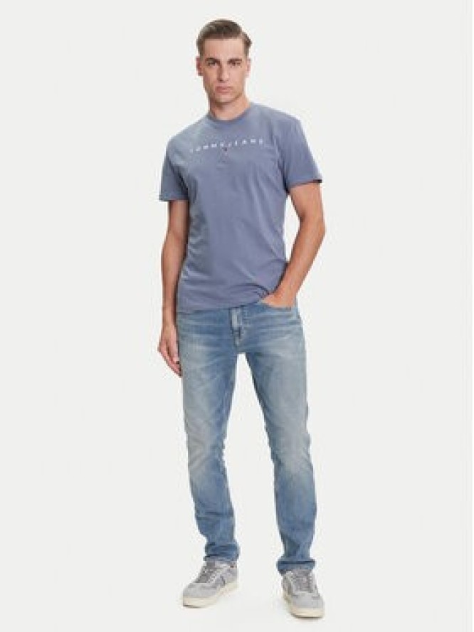 Tommy Jeans T-Shirt Linear Logo DM0DM20744 Niebieski Regular Fit