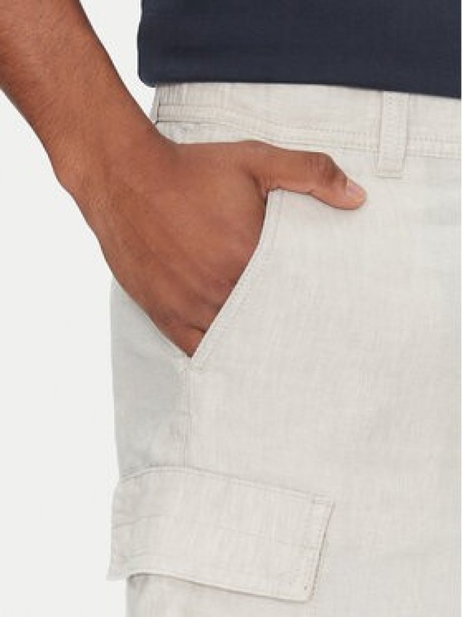 BOSS Szorty materiałowe Sisla-9-Cargo-Shorts 50536888 Beżowy Tapered Fit
