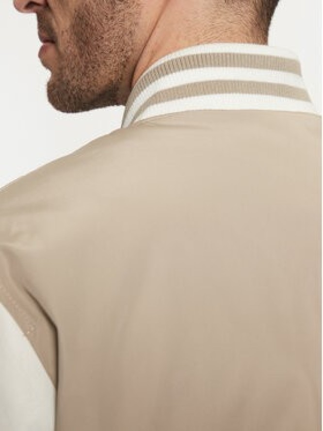 Guess Kurtka bomber M5RL19 WGU82 Khaki Regular Fit