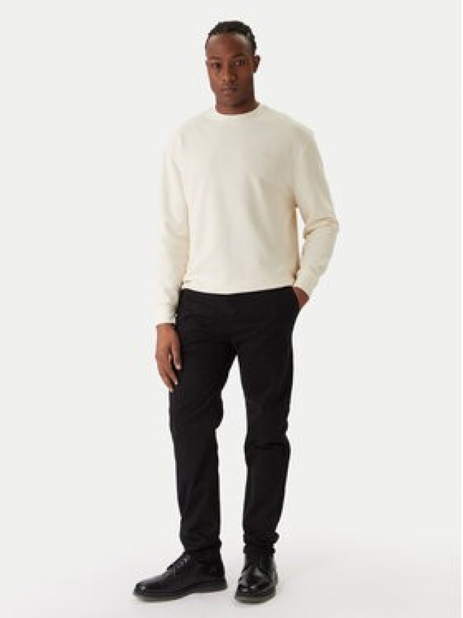 Guess Jeans Chinosy M4YB33 WGB5A Czarny Regular Fit