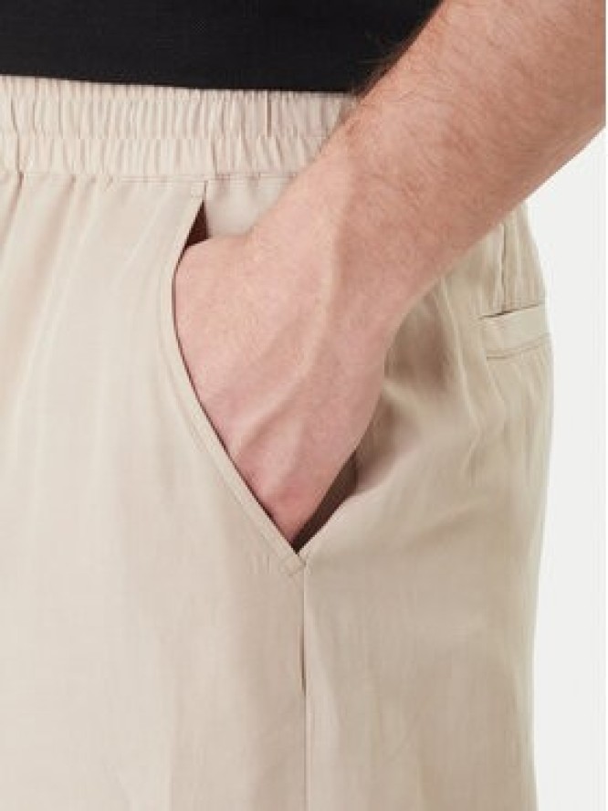 Guess Szorty sportowe F6GD01 WN202 Beżowy Regular Fit