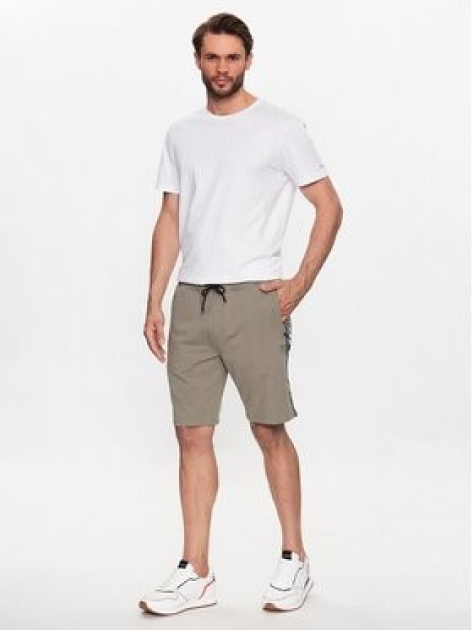 Guess Szorty sportowe Arlo Z2YD02 K6ZS1 Zielony Loose Fit