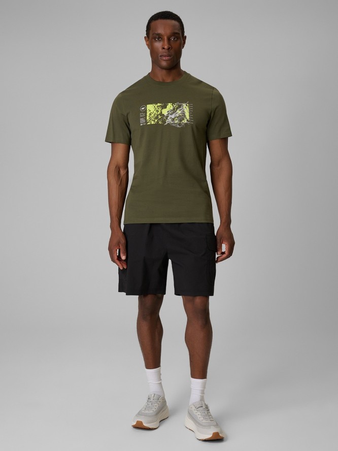 4F T-shirt regular z nadrukiem męski - khaki S