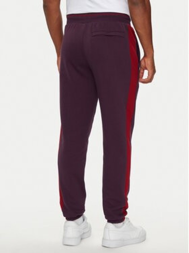 Puma Spodnie dresowe T7 PLAY.PARIS 626768 44 Bordowy Regular Fit