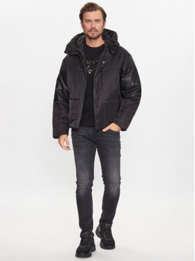 Armani Exchange Kurtka zimowa 6RZB13 ZNJ7Z 1200 Czarny Relaxed Fit