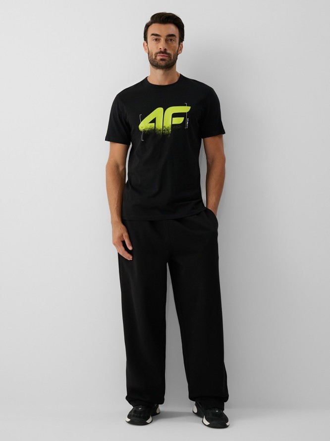 4F T-shirt regular z nadrukiem męski - czarny XL