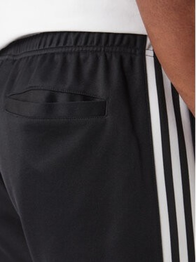 adidas Spodnie dresowe Classic KE3530 Czarny Slim Fit