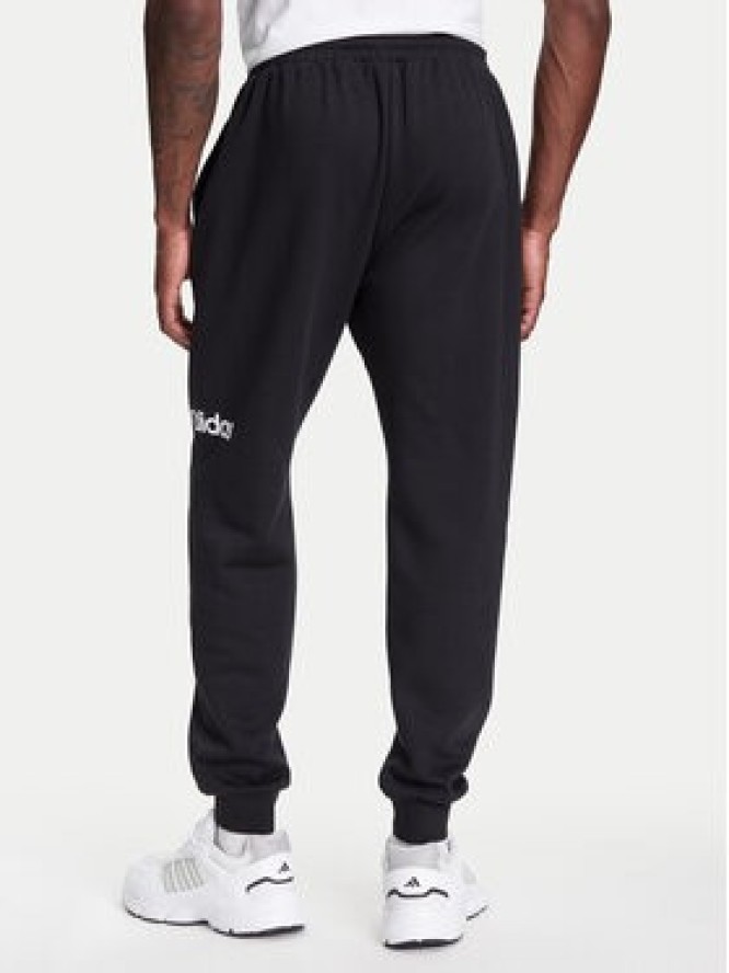 adidas Spodnie dresowe Essentials Linear Fleece JN1786 Czarny Regular Fit