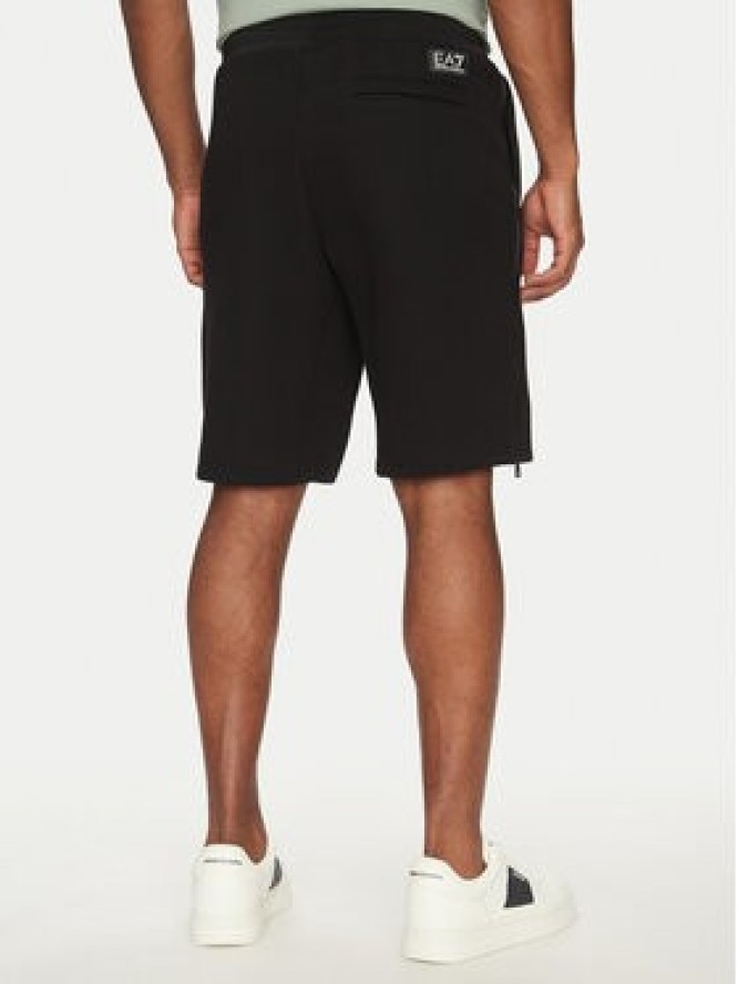 EA7 Emporio Armani Szorty materiałowe 7M000143 AF13538 UC001 Czarny Regular Fit