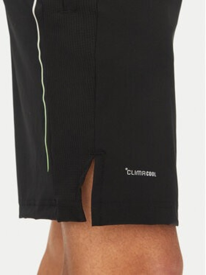adidas Szorty sportowe Tech JM6252 Czarny Regular Fit
