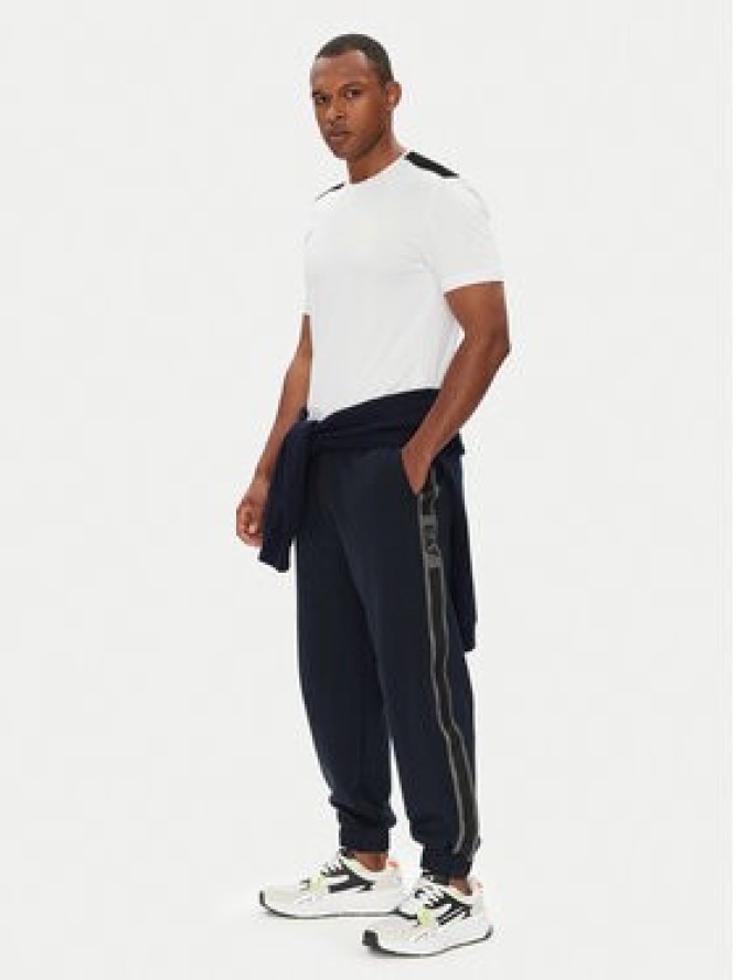 EA7 Emporio Armani Spodnie dresowe 7M000545 AF12660 UB102 Granatowy Modern Fit