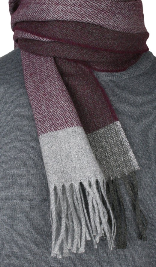 Szalik Bordowy w Jodełkę z Frędzlami, Męski, Jesienno-Zimowy z Wełną -V. FRAAS