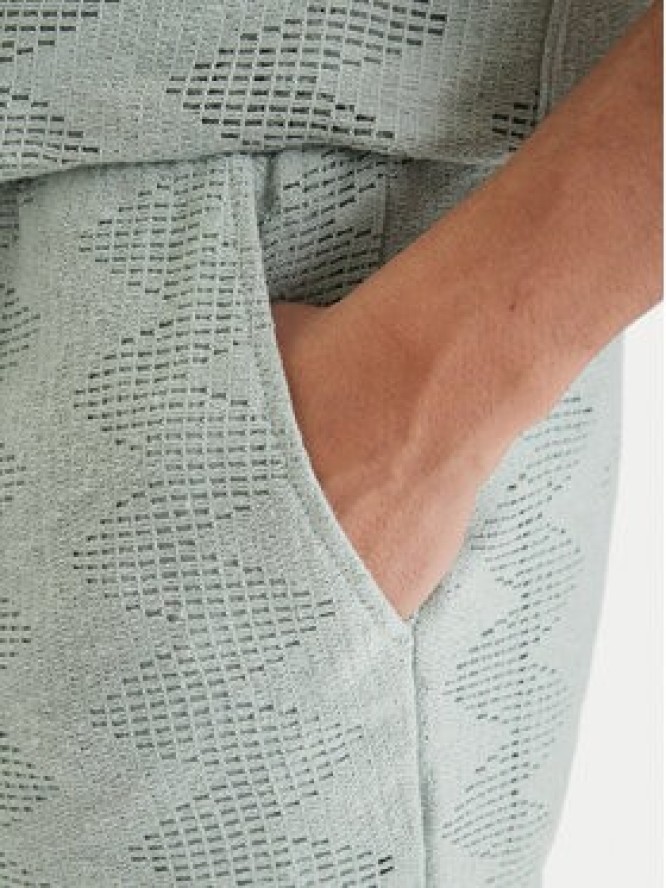 Guess Szorty materiałowe M6GD29 K3237 Zielony Regular Fit