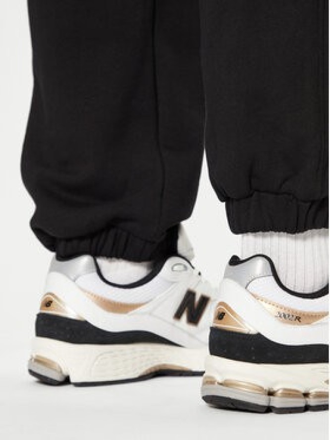 Guess Jeans Spodnie dresowe M5RB52 KCPR1 Czarny Regular Fit