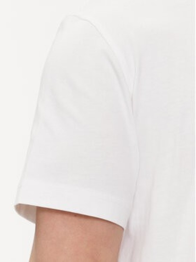 Calvin Klein Jeans T-Shirt Distrupted J30J325190 Biały Regular Fit