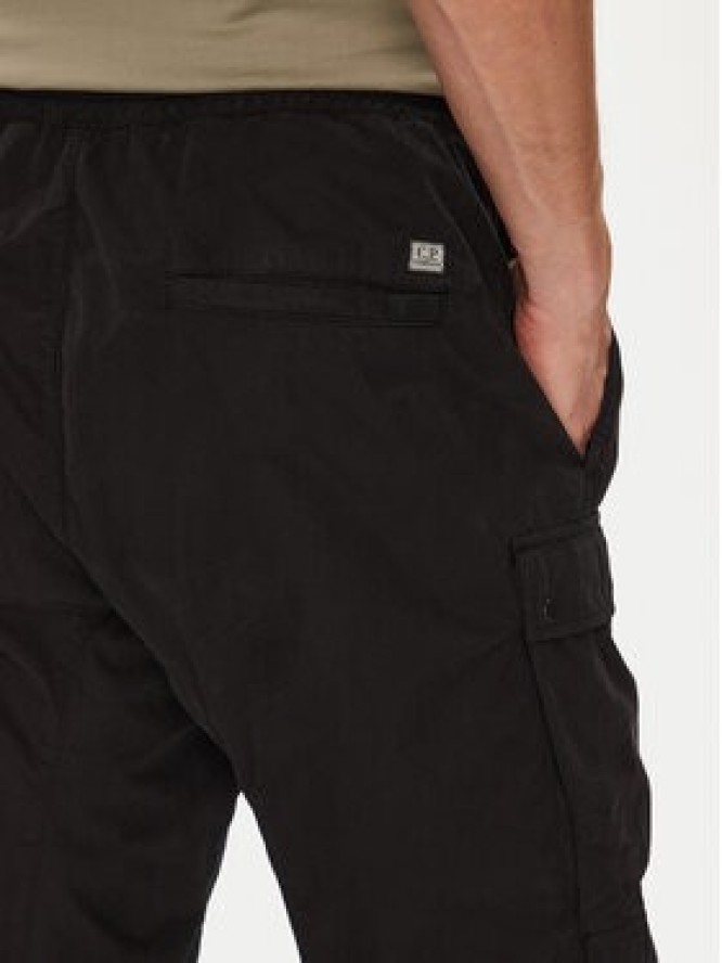 C.P. Company Spodnie materiałowe 19CMPA173A110324G Czarny Regular Fit