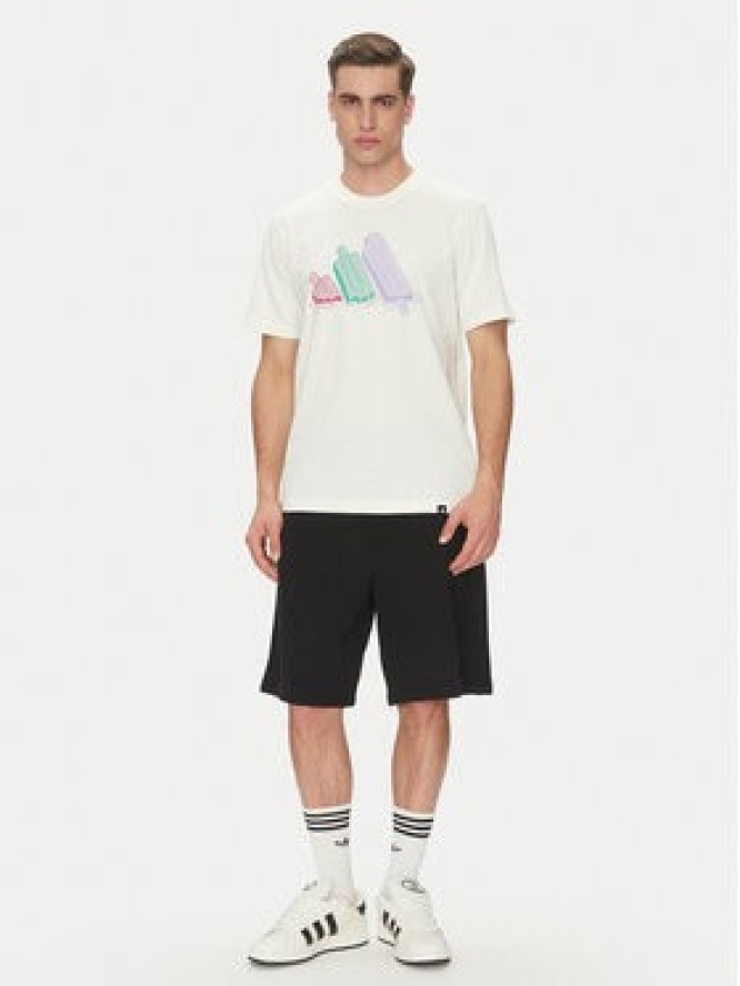 adidas T-Shirt Lounge Ice Graphic JJ4020 Biały Regular Fit