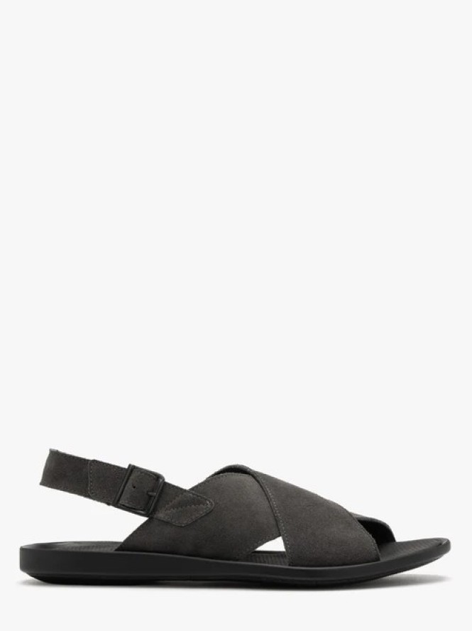 Szare sandały z zapięciem na klamrę