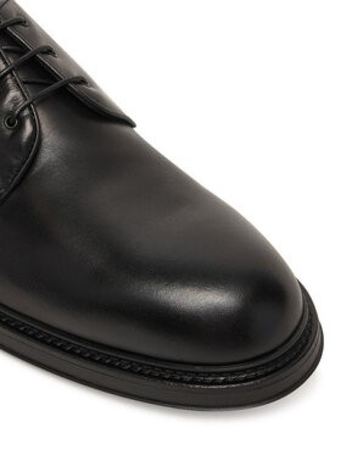 Emporio Armani Półbuty EM003721 AF17455 UC001 Czarny