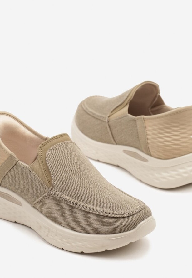 Beżowe Półbuty Ozdobione Przeszyciami Vivirine