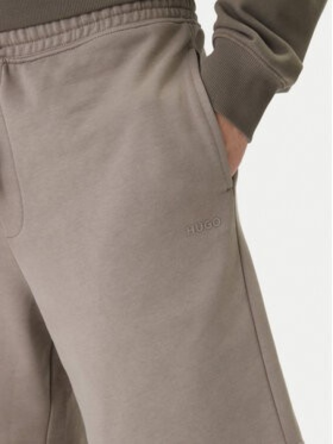 HUGO Szorty sportowe Dayono 50530696 Beżowy Relaxed Fit