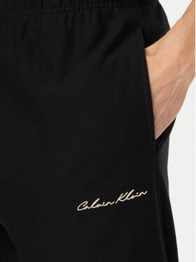 Calvin Klein Jeans Spodnie dresowe LV04RF249G Czarny Regular Fit