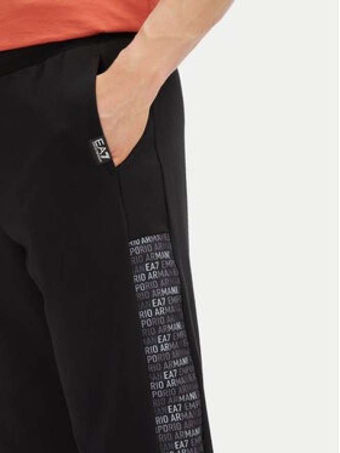 EA7 Emporio Armani Spodnie dresowe 7M000216 AF12660 UC001 Czarny Regular Fit